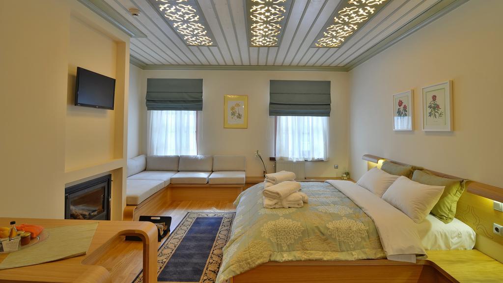 Dilofo Hotel Luxury Suites ภายนอก รูปภาพ